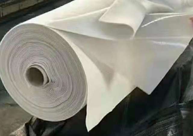 土工膜：岩土工程的防渗防水材料